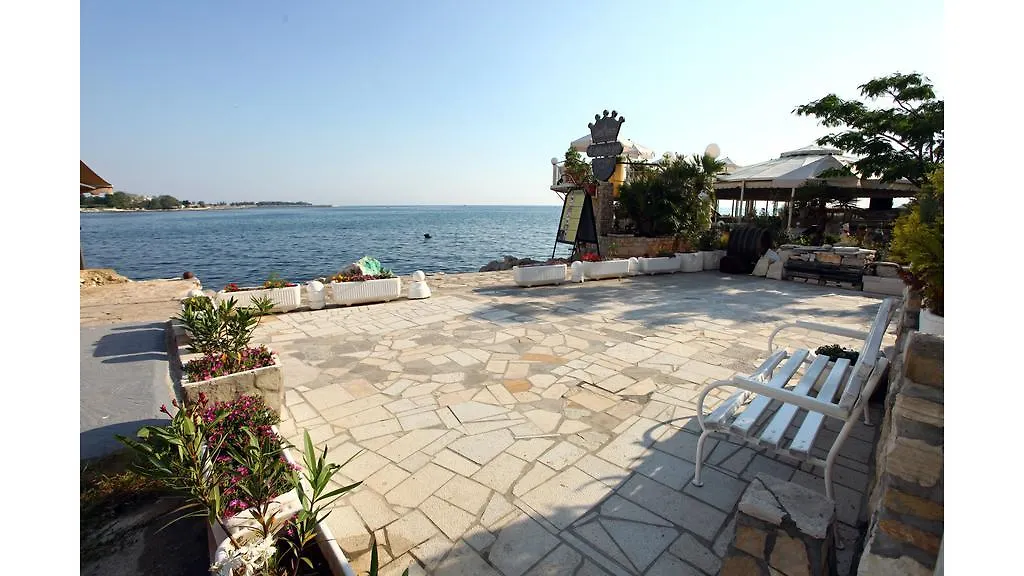 Lovely Apartment Es Umag