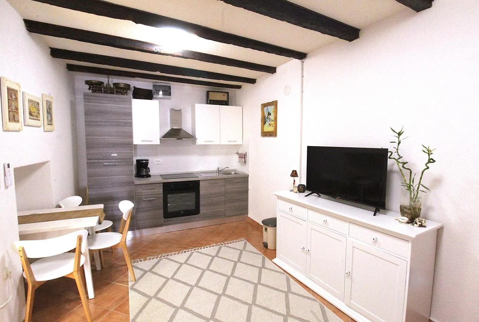 Lovely Apartment Es Umag