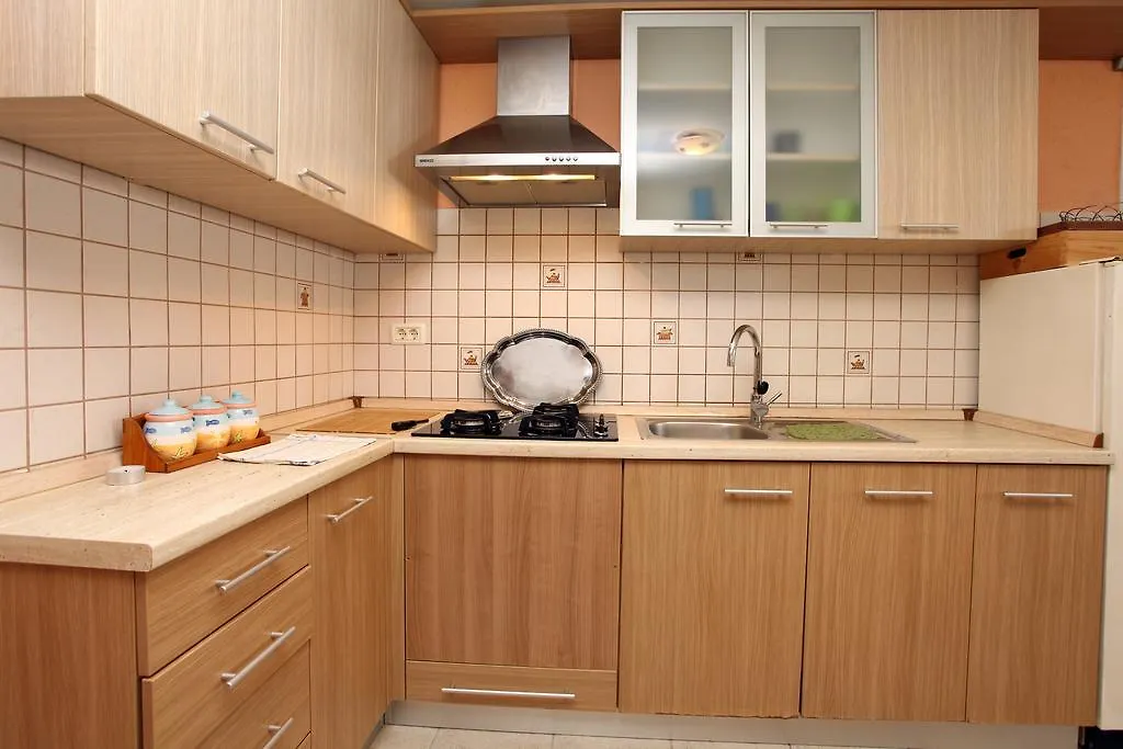 Lovely Apartment Es Umag